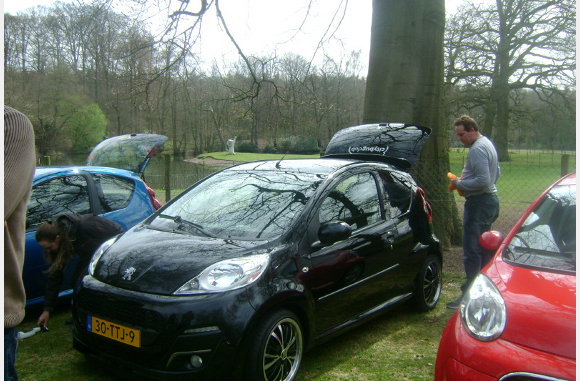 En martijn was druk met plakken en monteren de hele middag