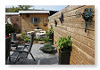 Alle insecten hangen ook weer aan de schutting