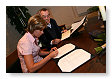 Corine als getuige voor Winni.